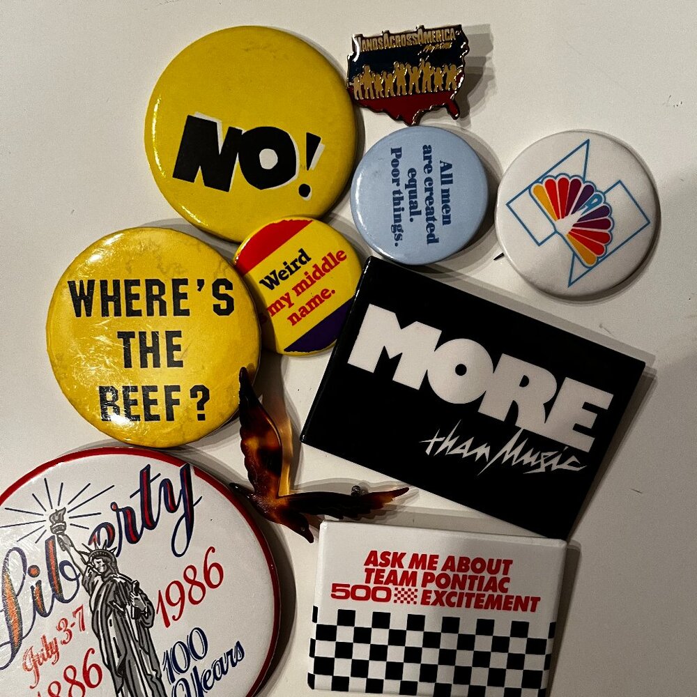 Pins Vintage Lot of‎ 9 Pinback Pins and 2 Others